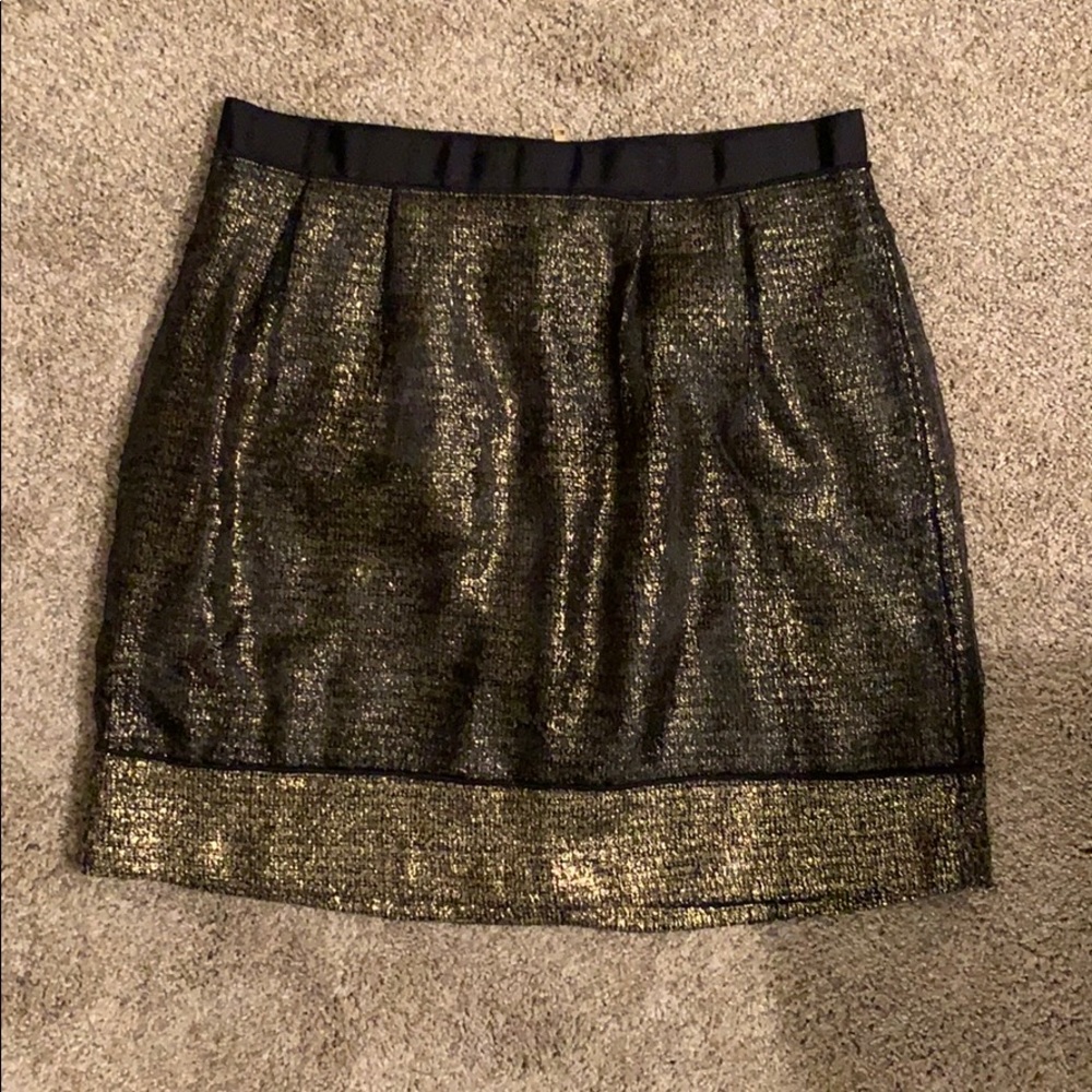 Black & gold shimmery skirt (NWT)